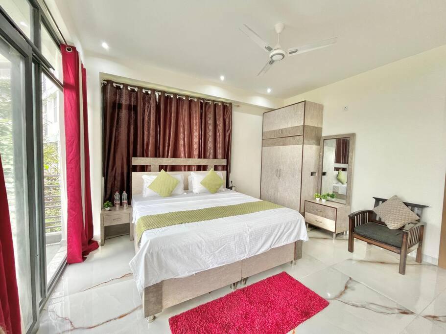 Host Jatin Kasauli Crest 7O1827O7O3 Apartment Exterior foto