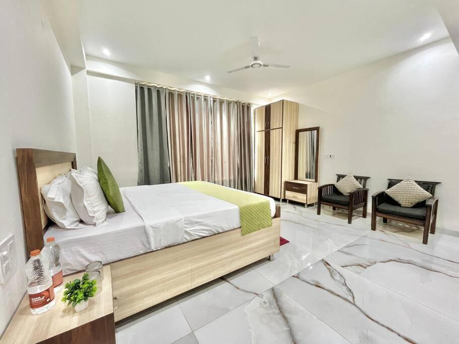 Host Jatin Kasauli Crest 7O1827O7O3 Apartment Exterior foto