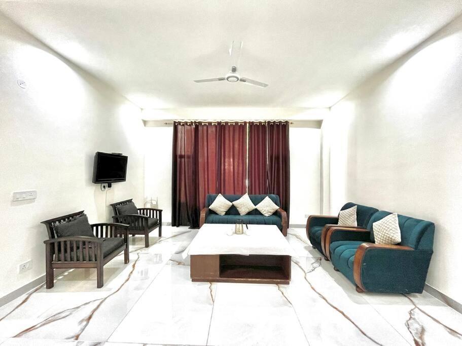 Host Jatin Kasauli Crest 7O1827O7O3 Apartment Exterior foto